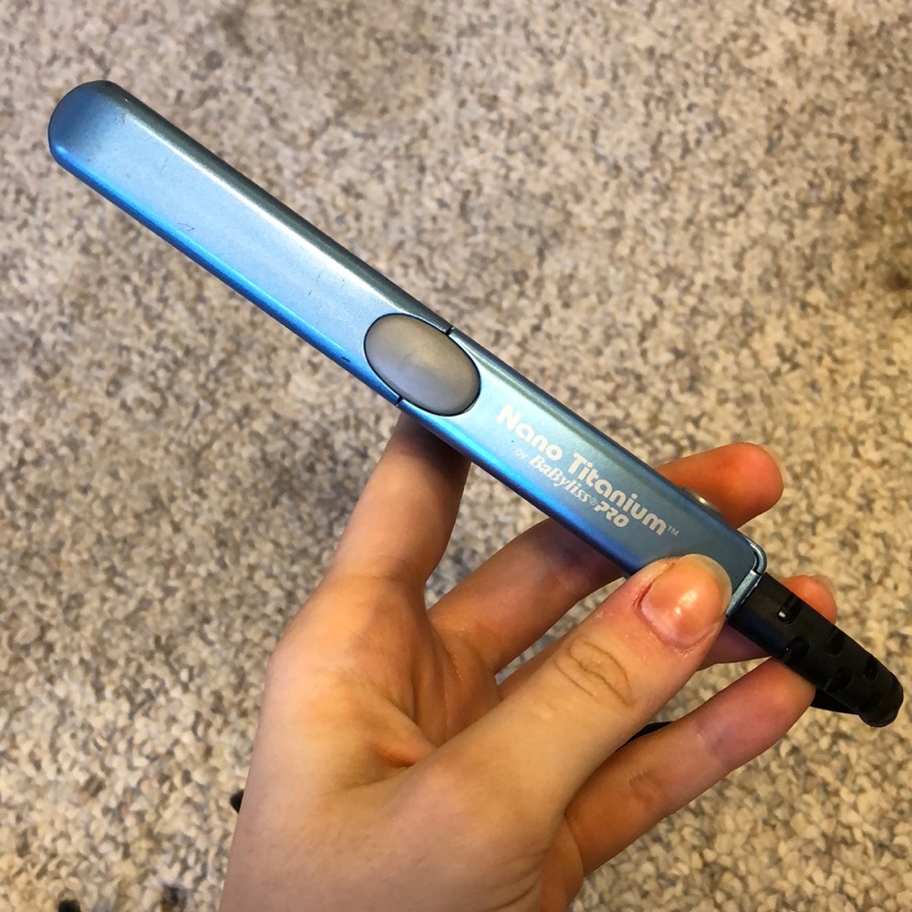 MINI HAIR STRAIGHTENER